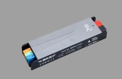 PowerMaster PM-26844 12/24/36/48 Volt 8.4 Amper 200 Watt Metal Kasa Kademeli Adaptör Voltaj Göstergeli 189x51x27mm - Seyyar Elektronik