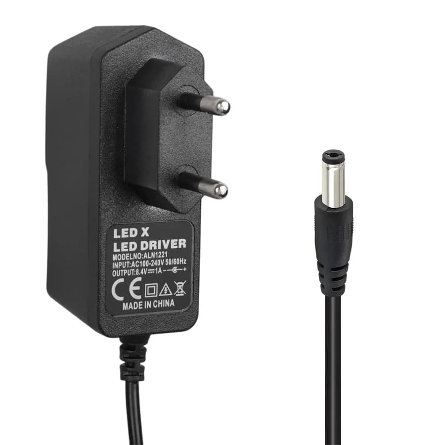 Powermaster PM-5401 8.4 Volt 1 Amper Lityum Pil Şarj Cihazı Adaptörü (5.5x2.5 Uç) - Seyyar Elektronik