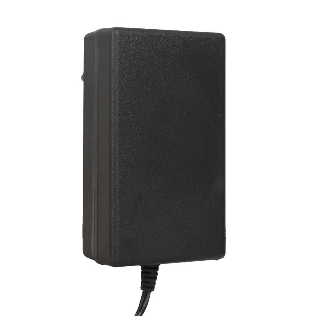 Weko WK-38111 Yerli Üretim 12 Volt - 2 Amper Micro Usb L Uçlu Priz Tipi Adaptör - Seyyar Elektronik