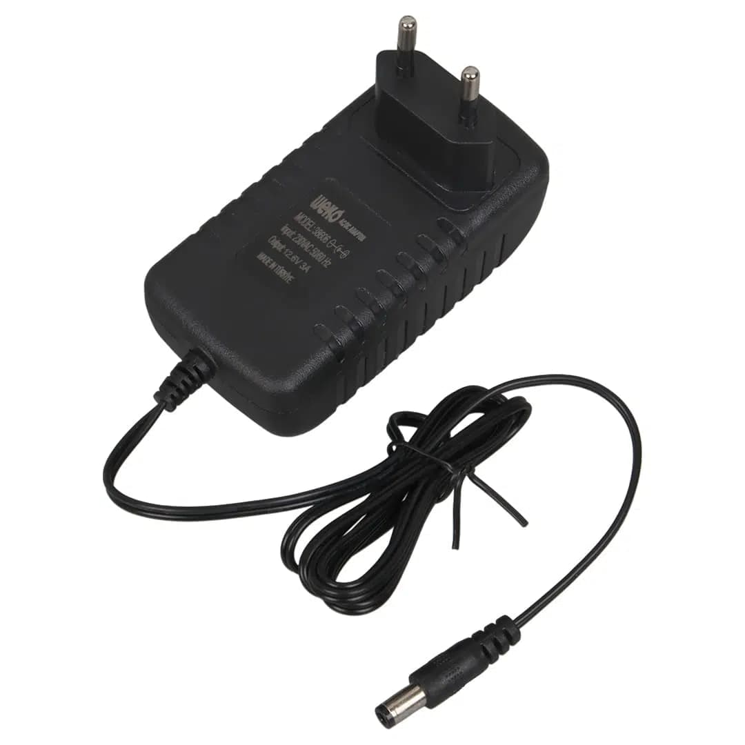Weko WK-38606 Yerli Üretim 12.6 Volt - 3 Amper 5.5*2.5 Mm Uçlu Ledli Priz Tipi Şarj Adaptörü - Seyyar Elektronik