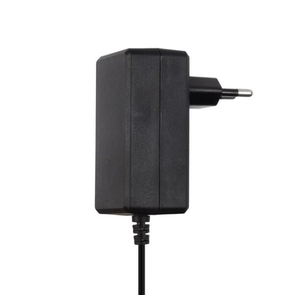 Weko 9 Volt - 3 Amper 5.5x2.5 Uçlu Priz Tipi Plastik Kasa Adaptör